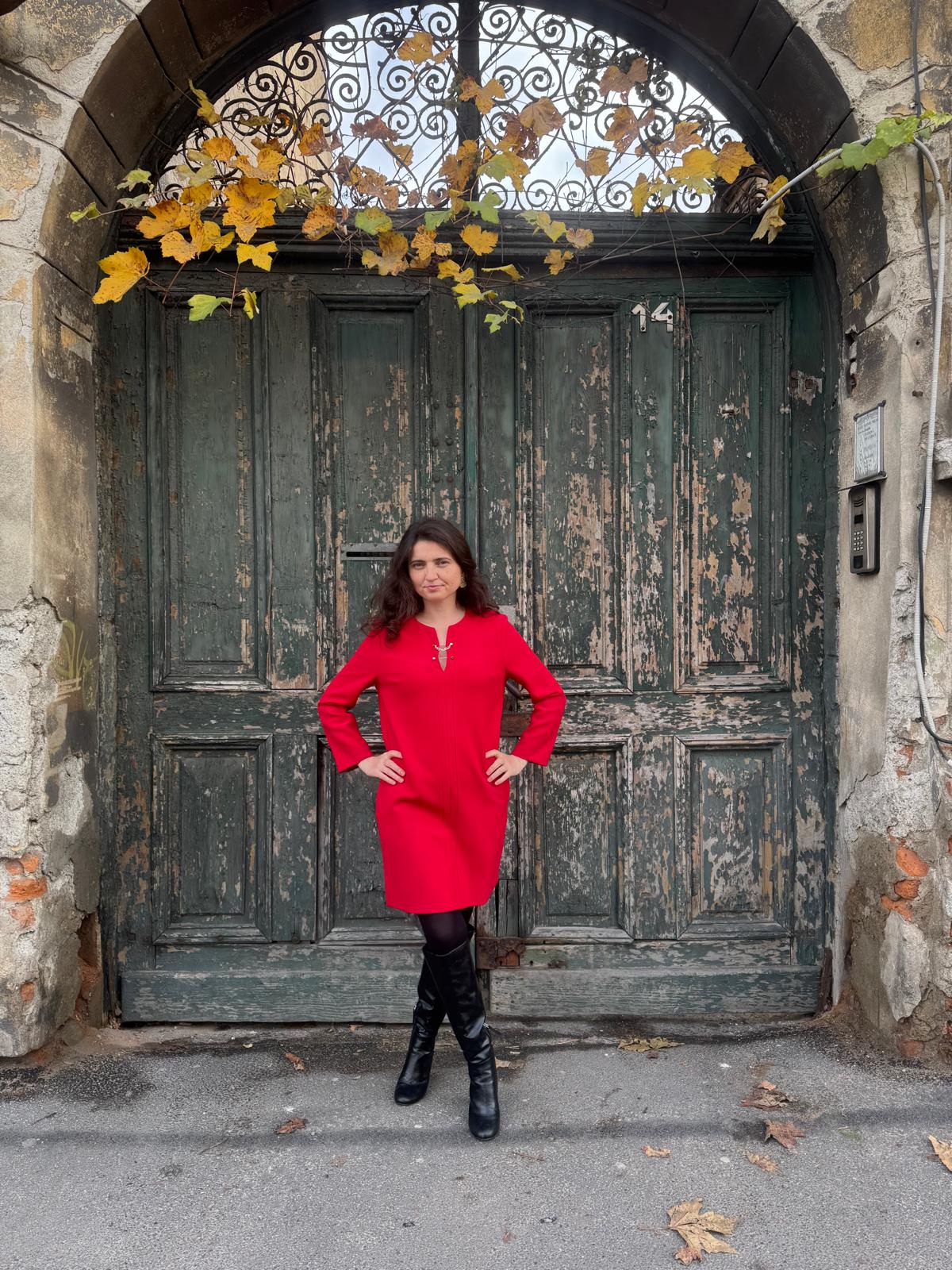 Simona Corsellini Rochie roșie cu accesoriu auriu - XS INTL