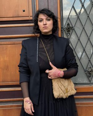 Sacou elegant cu ștrasuri